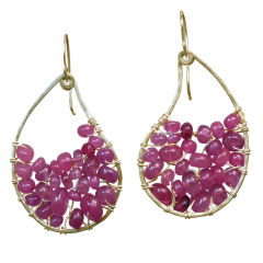 we are a top-choice wholesaler of delicate handmade jewelry